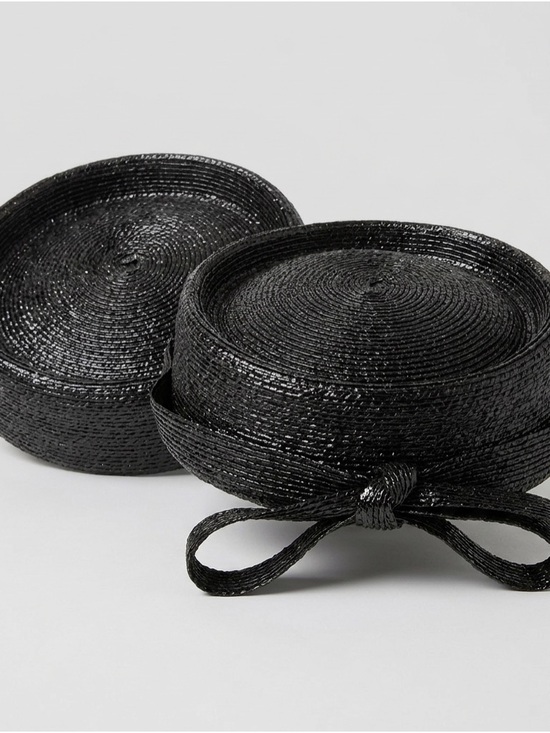 Rochelle Accessories - Vintage Rochelle Originals Black Straw Boater Hat | Classic Elegant Bow
